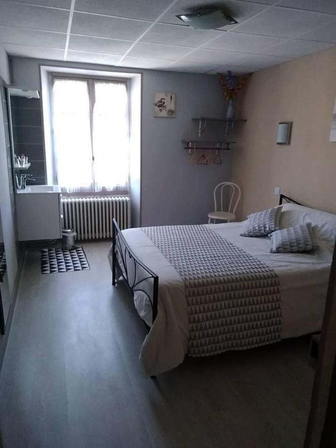 Hotel Moderne Prades-d'Aubrac ภายนอก รูปภาพ