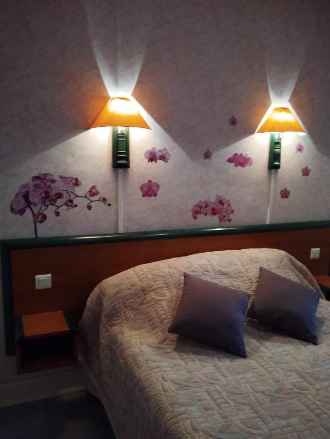 Hotel Moderne Prades-d'Aubrac ภายนอก รูปภาพ