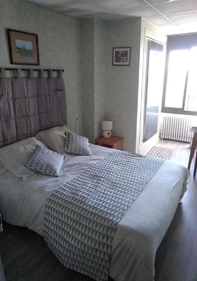 Hotel Moderne Prades-d'Aubrac ภายนอก รูปภาพ