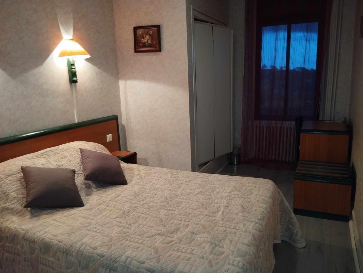 Hotel Moderne Prades-d'Aubrac ภายนอก รูปภาพ