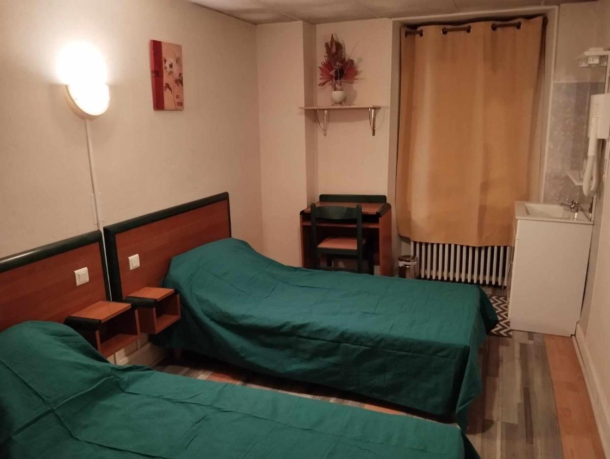 Hotel Moderne Prades-d'Aubrac ภายนอก รูปภาพ