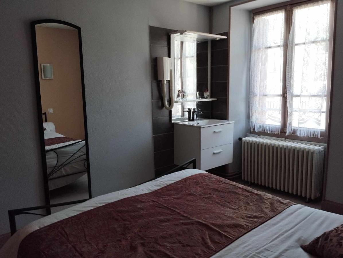 Hotel Moderne Prades-d'Aubrac ภายนอก รูปภาพ
